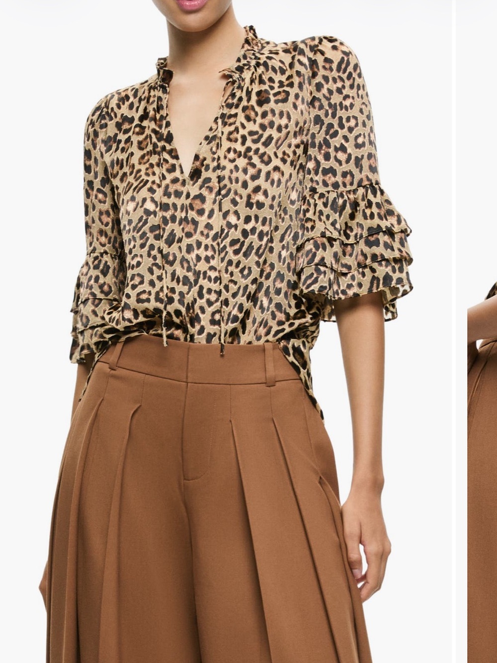 ALICE + OLIVIA
Willa Leopard Print Tiered Sleeve Top
